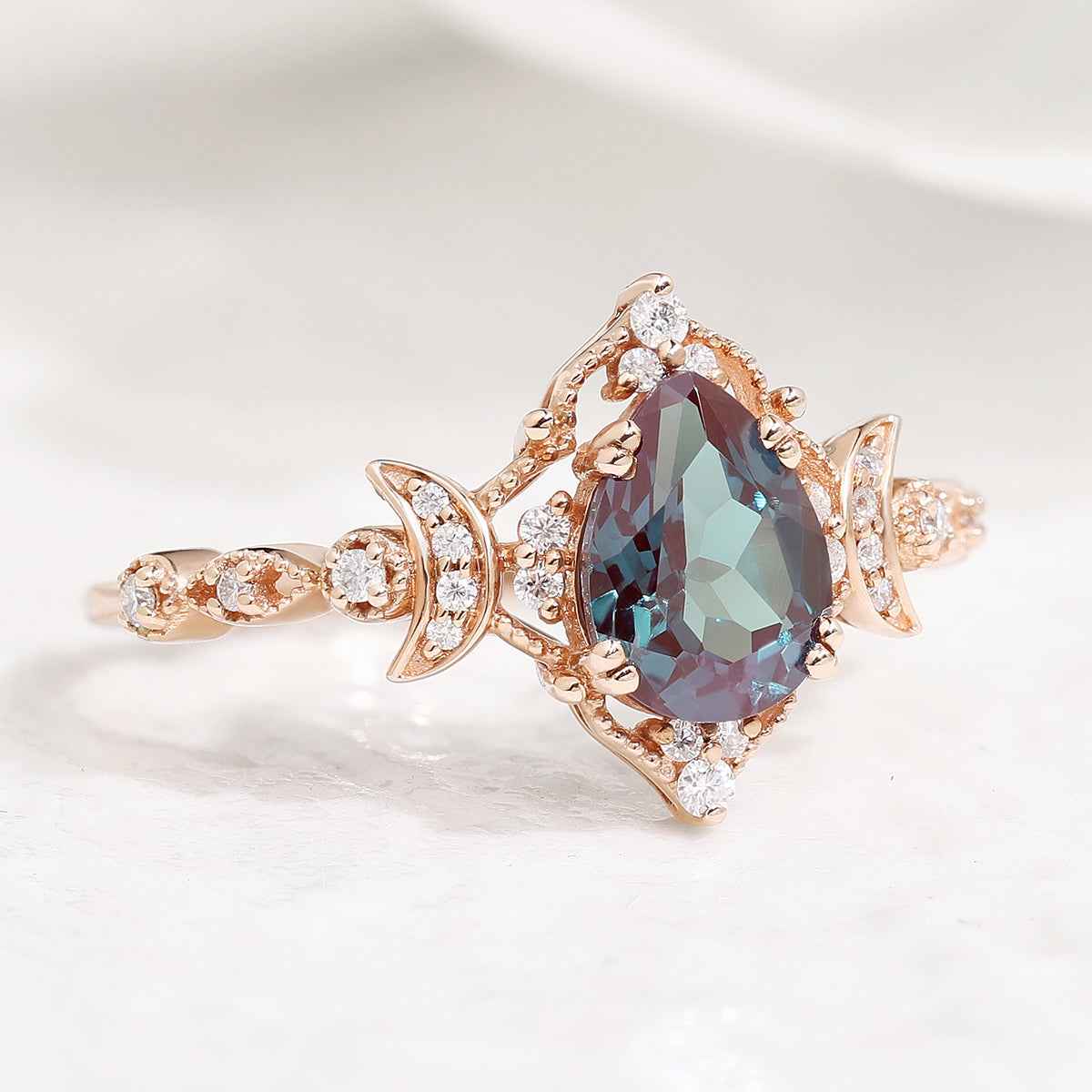 Unique Design Pear Cut Alexandrite And Moon Shaped Moissanite Wedding Ring