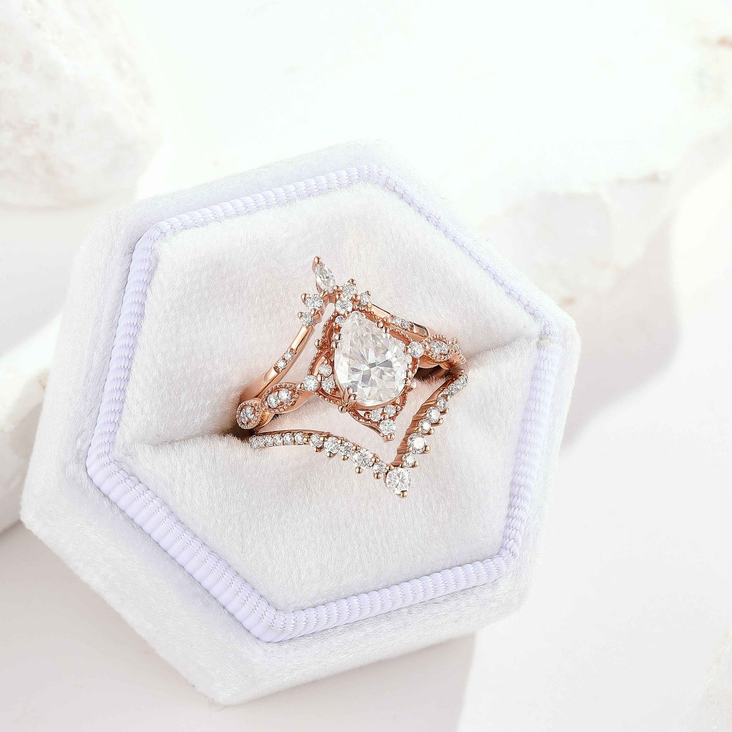 Signature Vintage Pear Cut Moissanite Engagement Ring Set 3pcs Bridal Set