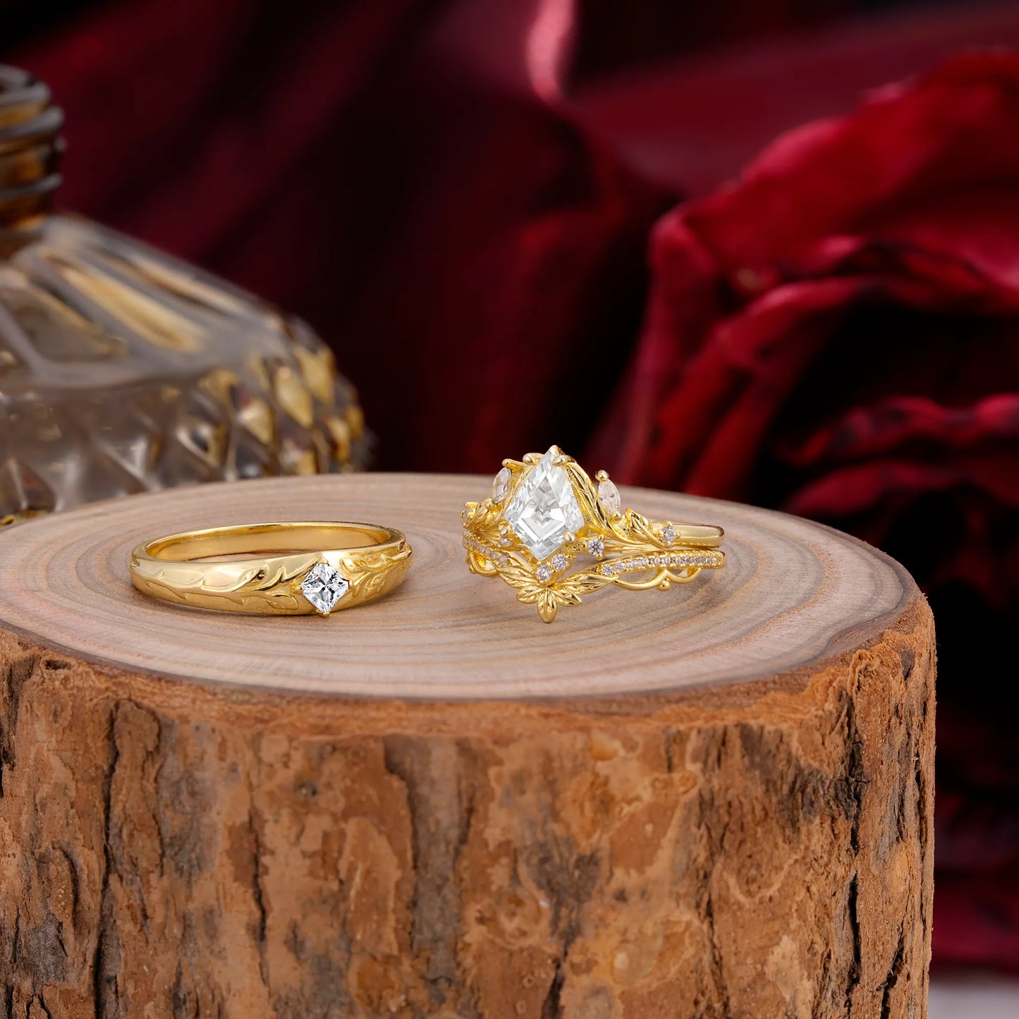Vintage Leaf Kite Cut Moissanite Wedding Couple Ring