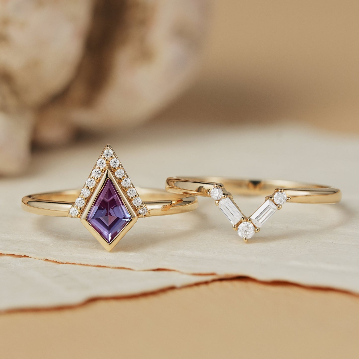 Unique Kite Cut Alexandrite Half Enternity Gemstone Ring Set 2pcs