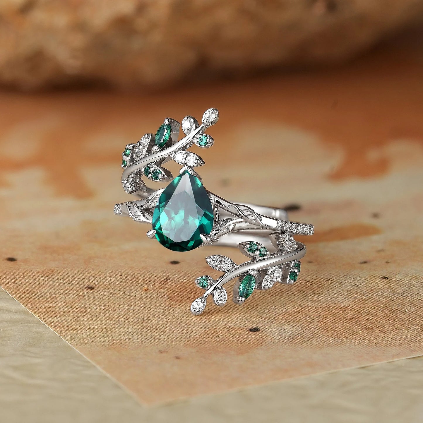 Aphrodite's Enchanted Vine | White Gold Emerald Engagement Ring Set -Marigold