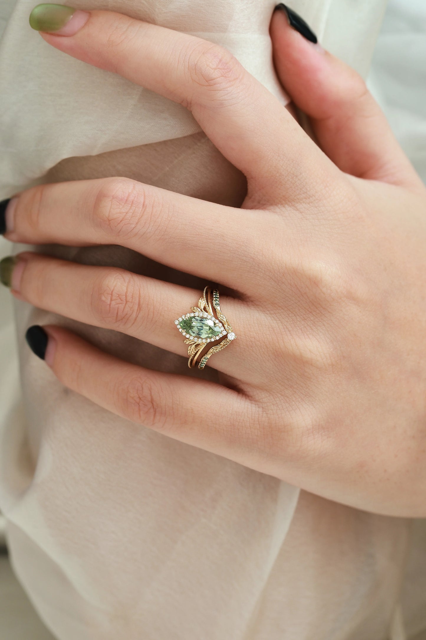 Nature-Inspired Marquise Green Sapphire Engagement Ring with Milgrain Halo & Wedding Band 2PCS