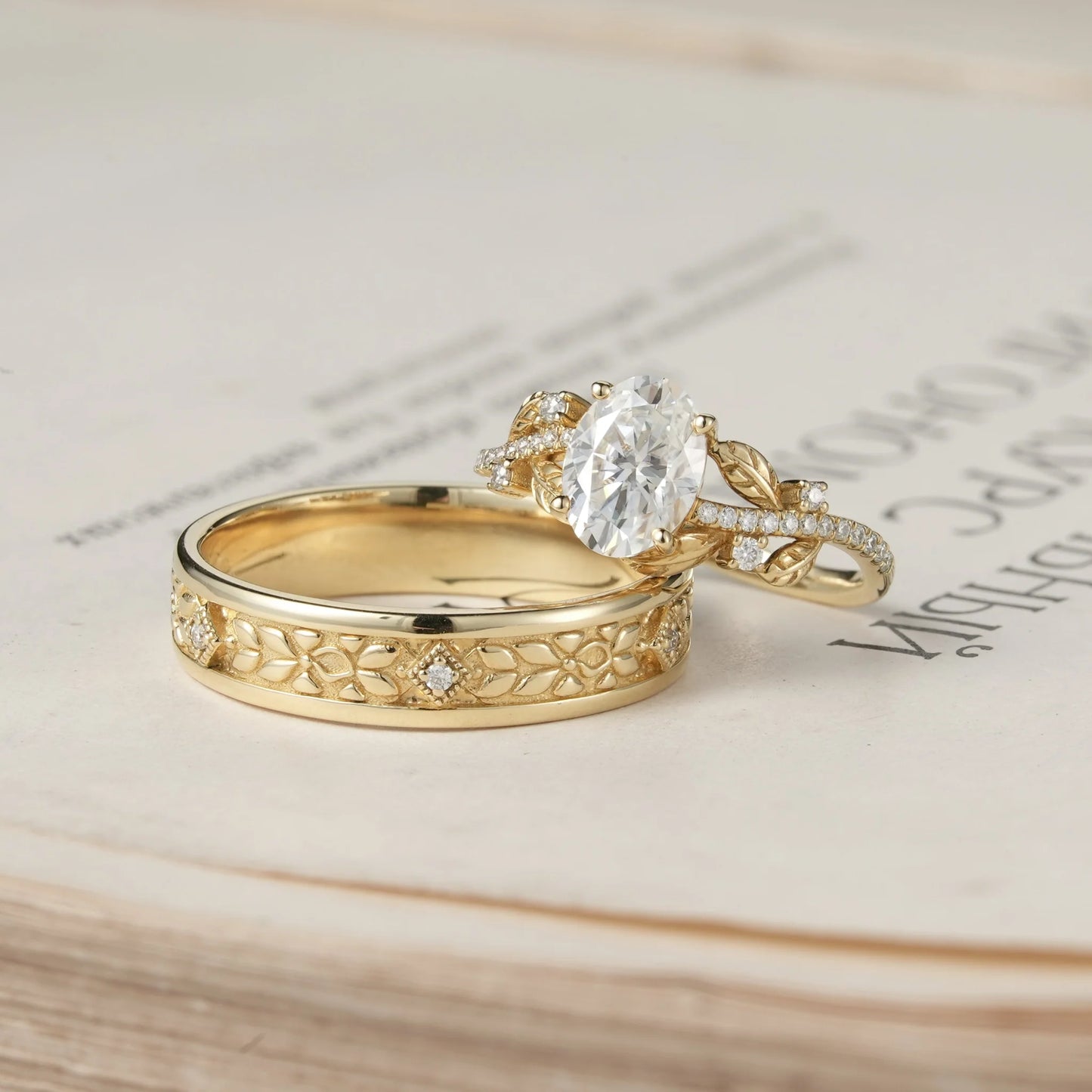 Oval-cut Moissanite Couple Ring Set-Forever Pair