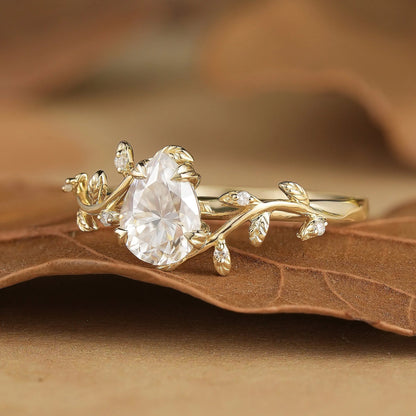 1.7ct Pear Leaf Moissanite Engagement Ring-Clementine