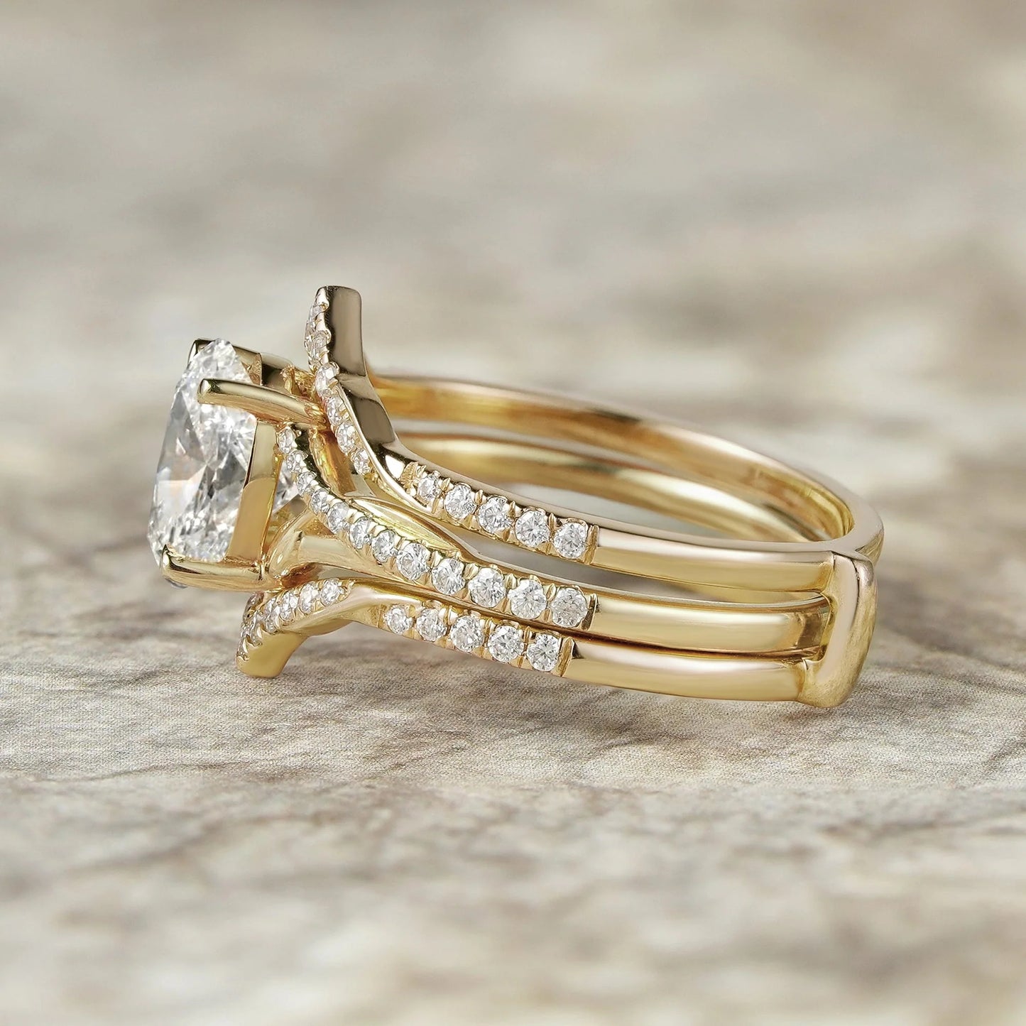 2pcs Oval-cut Lab Grown Diamond Gold Ring set-Tindra