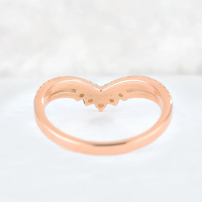 Chevron Round Cut Moissanite Beaded Edge Stacking Ring