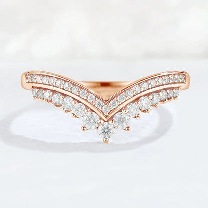 Chevron Round Cut Moissanite Stacking Stacking Ring