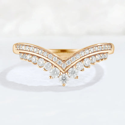 Chevron Round Cut Moissanite Stacking Stacking Ring
