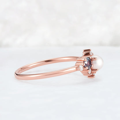 Cluster Round Shaped Pearl and Moissanite Gemstone Ring