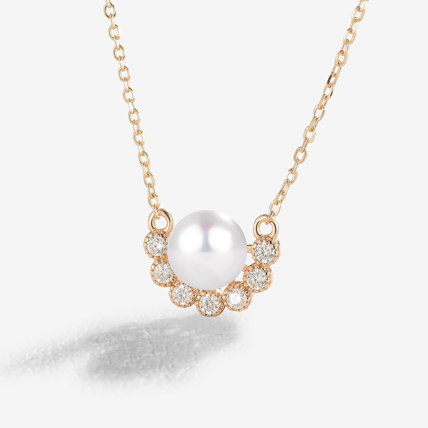 Crown 7.0-8.0 mm 16 inch  Akoya Pearl Gold Necklace