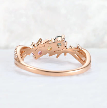 Custom Three-Stone Family Ring for Women – Personalized with Birthstones