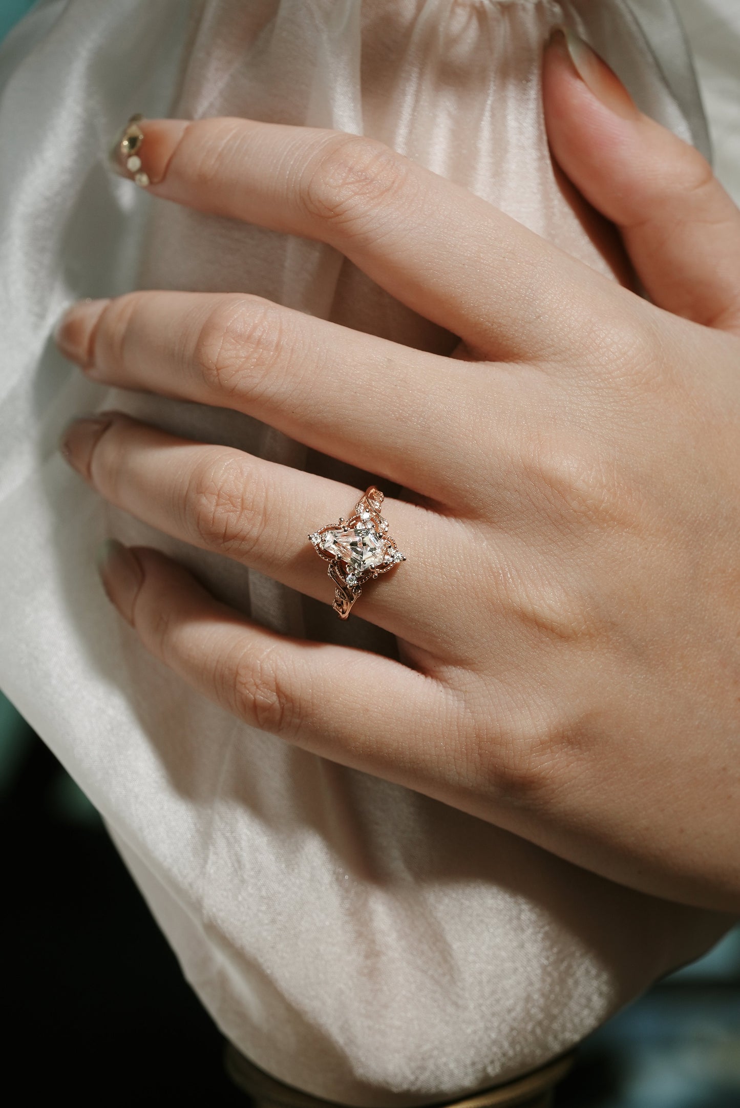 Unique Design Coffin Cut Moissanite Leaf Engagement Ring
