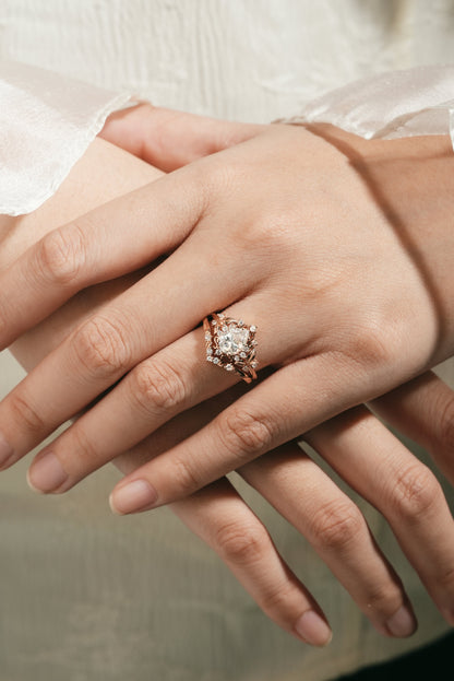 Pear Cut Moissanite Leaf Inspired Engagement Ring Set 2pcs