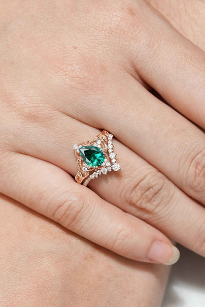 Nature Inspired Pear Cut Lab Emerald Leaf Engagement Ring Set 2pcs