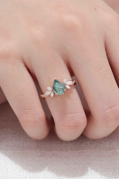Unique Pear Shaped Moss Agate Vine Art Decor Ring Set