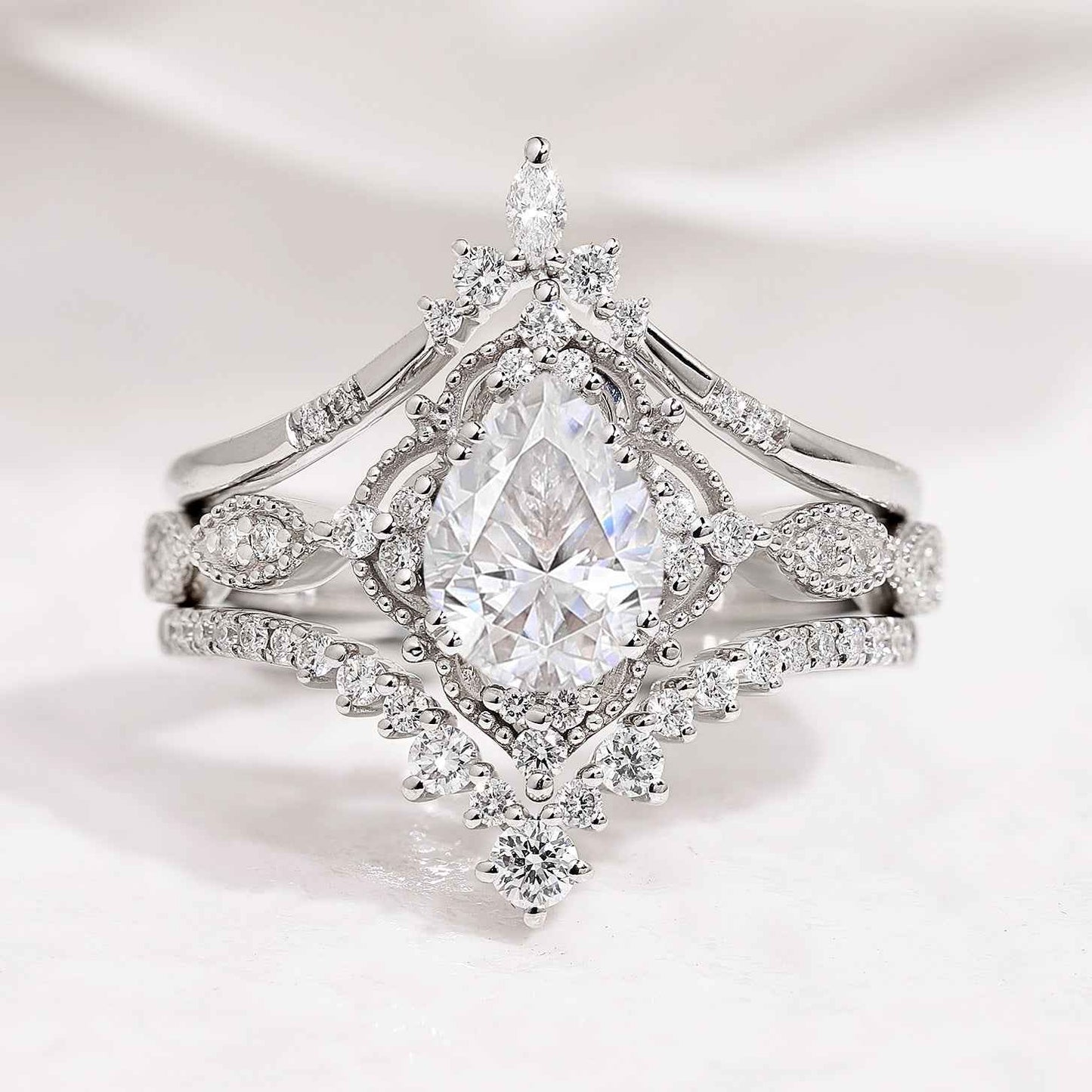 Signature Vintage Pear Cut Moissanite Engagement Ring Set 3pcs Bridal Set