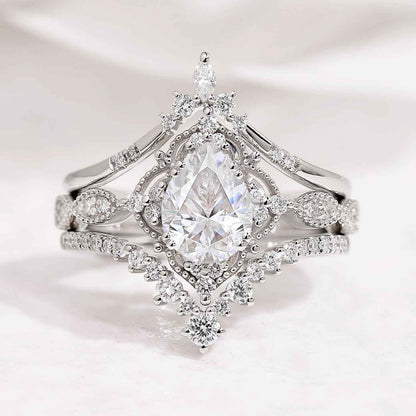 Signature Vintage Pear Cut Moissanite Engagement Ring Set 3pcs Bridal Set