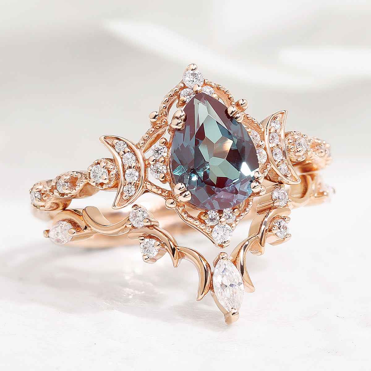 Unique Design Pear Cut Alexandrite Engagement Ring Set 2pcs