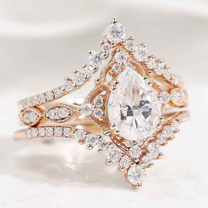 Vintage Pear Shaped Moissanite Engagement Ring Sets 3pcs