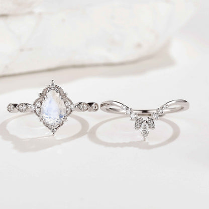 Vintage Pear Cut Moissanite Platinum Engagement Ring Set