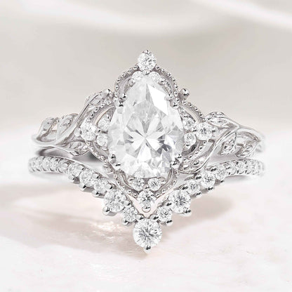 Nature Inspired Leafy Moissanite Engagement Ring Set V Shaped Curved Wedding Band