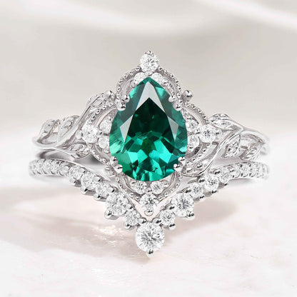 Nature Inspired Pear Cut Lab Emerald Leaf Engagement Ring Set 2pcs
