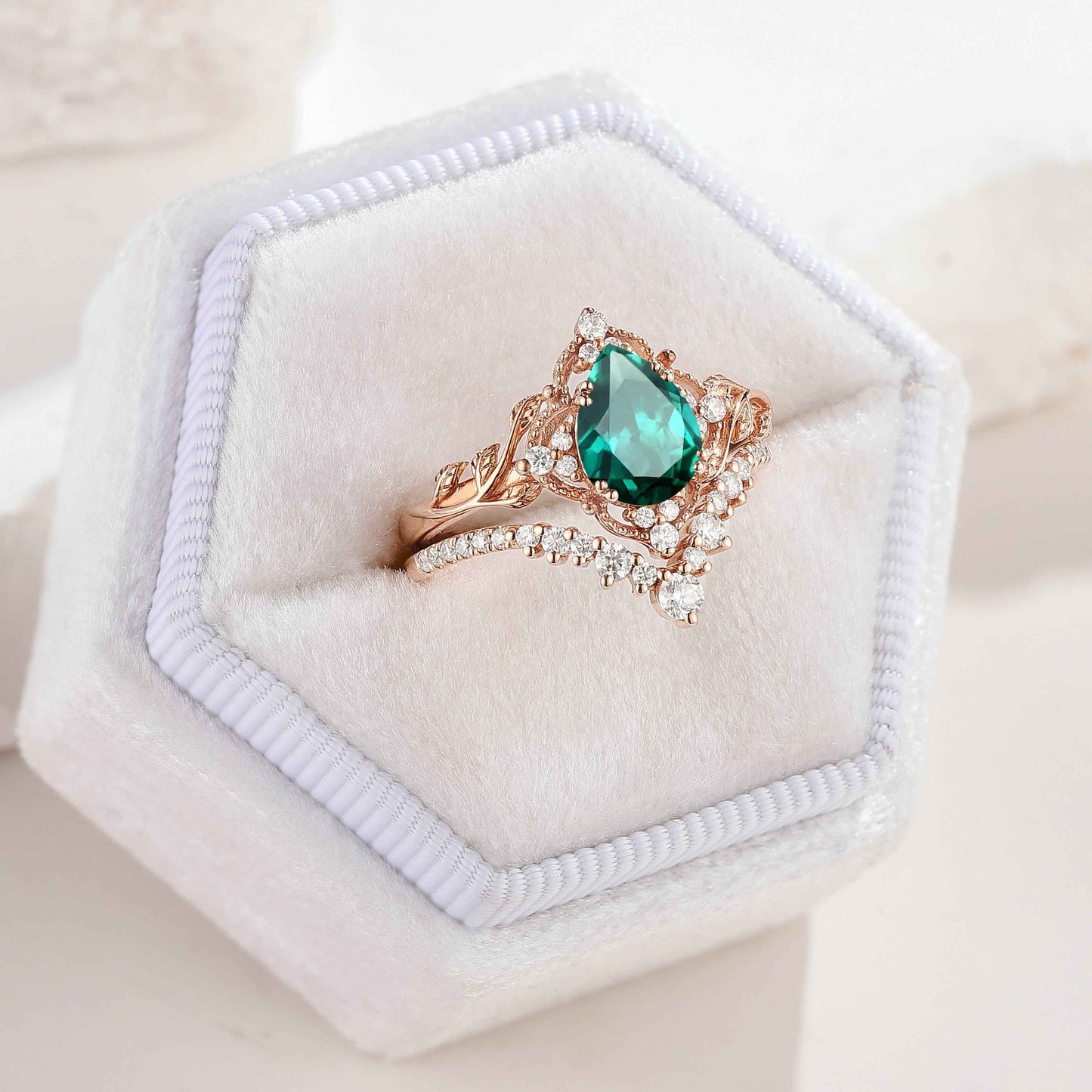 Nature Inspired Pear Cut Lab Emerald Leaf Engagement Ring Set 2pcs