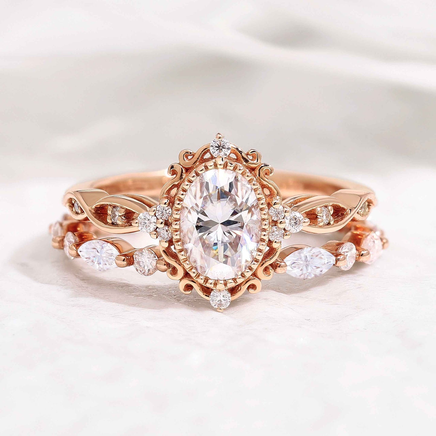 Signature Vintage Oval Shaped Moissanite Engagement Ring Set 2pcs