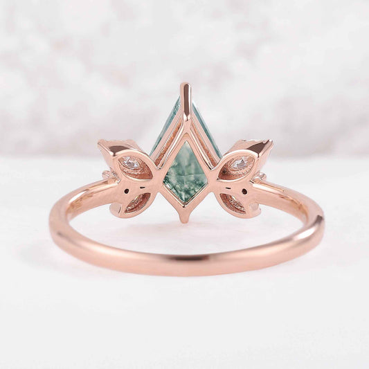 Unique kite Cut Moss Agate Art Decor Gemstone Ring