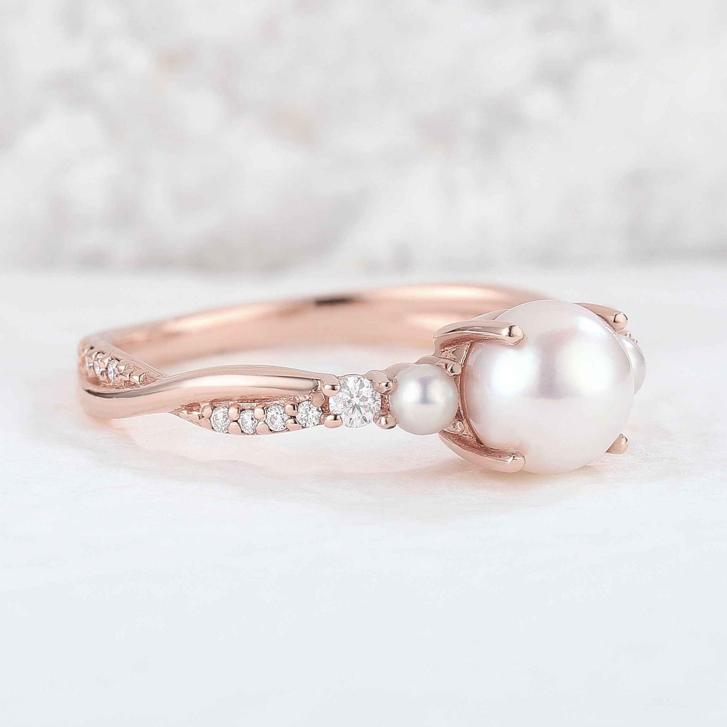 Nature Round Pearl Twisted Gemstone Ring