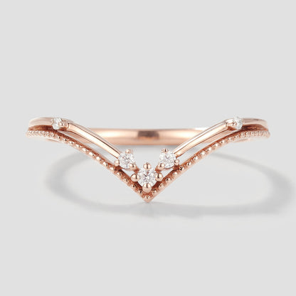 1.5mm Curved Moissanite Stackable Wedding Band