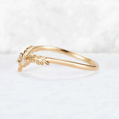 Marqusie Cut Moissanite Olive Leaf  'Antlers' Curved Stacking Ring