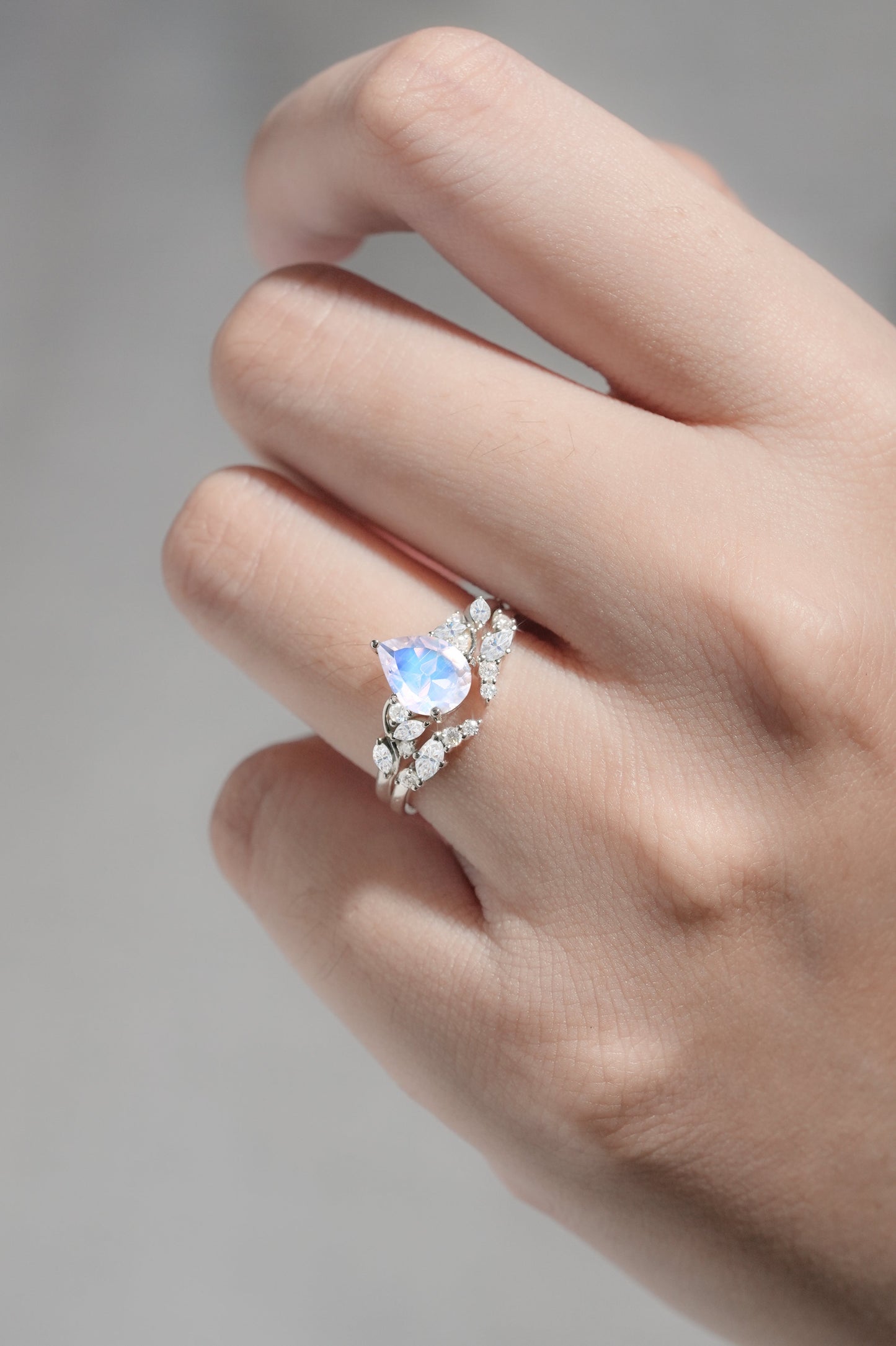 Nature Pear Shaped Moonstone Vine Gemstone Ring Set 2pcs