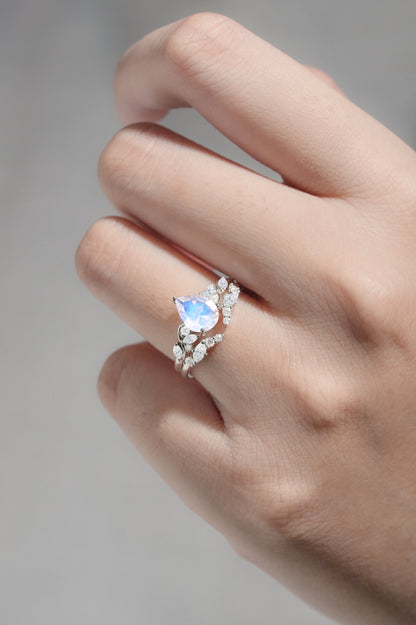 Nature Pear Shaped Moonstone Vine Gemstone Ring Set 2pcs
