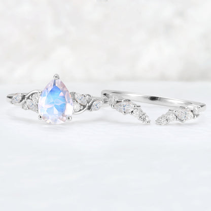Nature Pear Shaped Moonstone Vine Gemstone Ring Set 2pcs