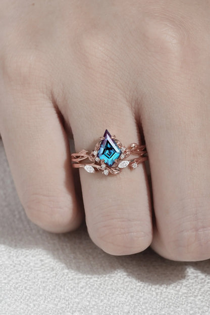 Nature Inspired Kite Cut Alexandrite Leaf Ring Set 2pcs