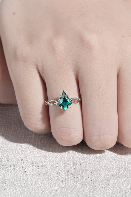 Nature Inspired Kite Cut Emerald Vine Gemstone Ring