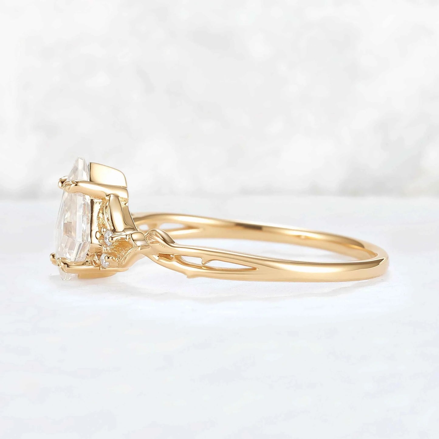 Nature Inspired Kite Cut Moissanite Leaf Gemstone Ring
