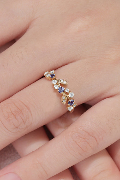 Nature Inspired Round Alexandrite Filigree Gemstone Ring