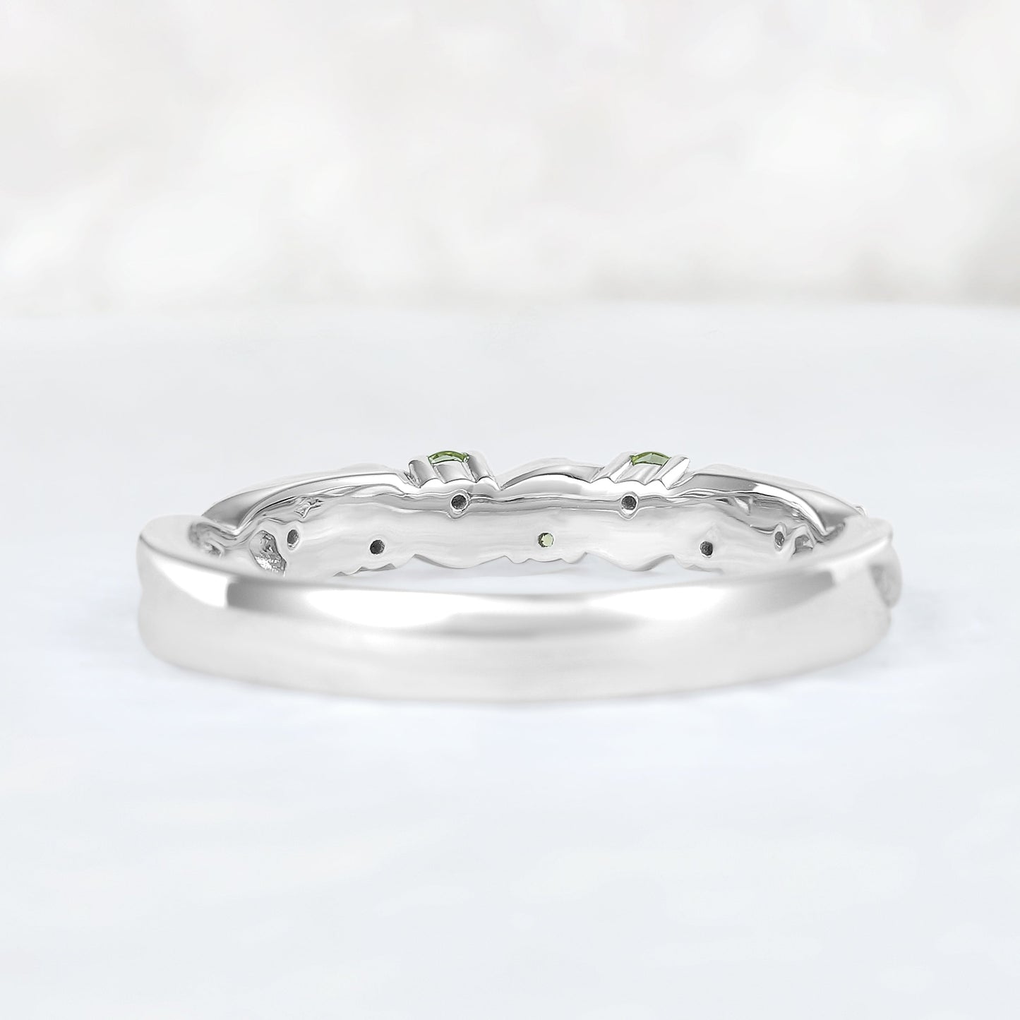 Nature Inspired Round Cut Peridot Willow Leaves Stacking Ring
