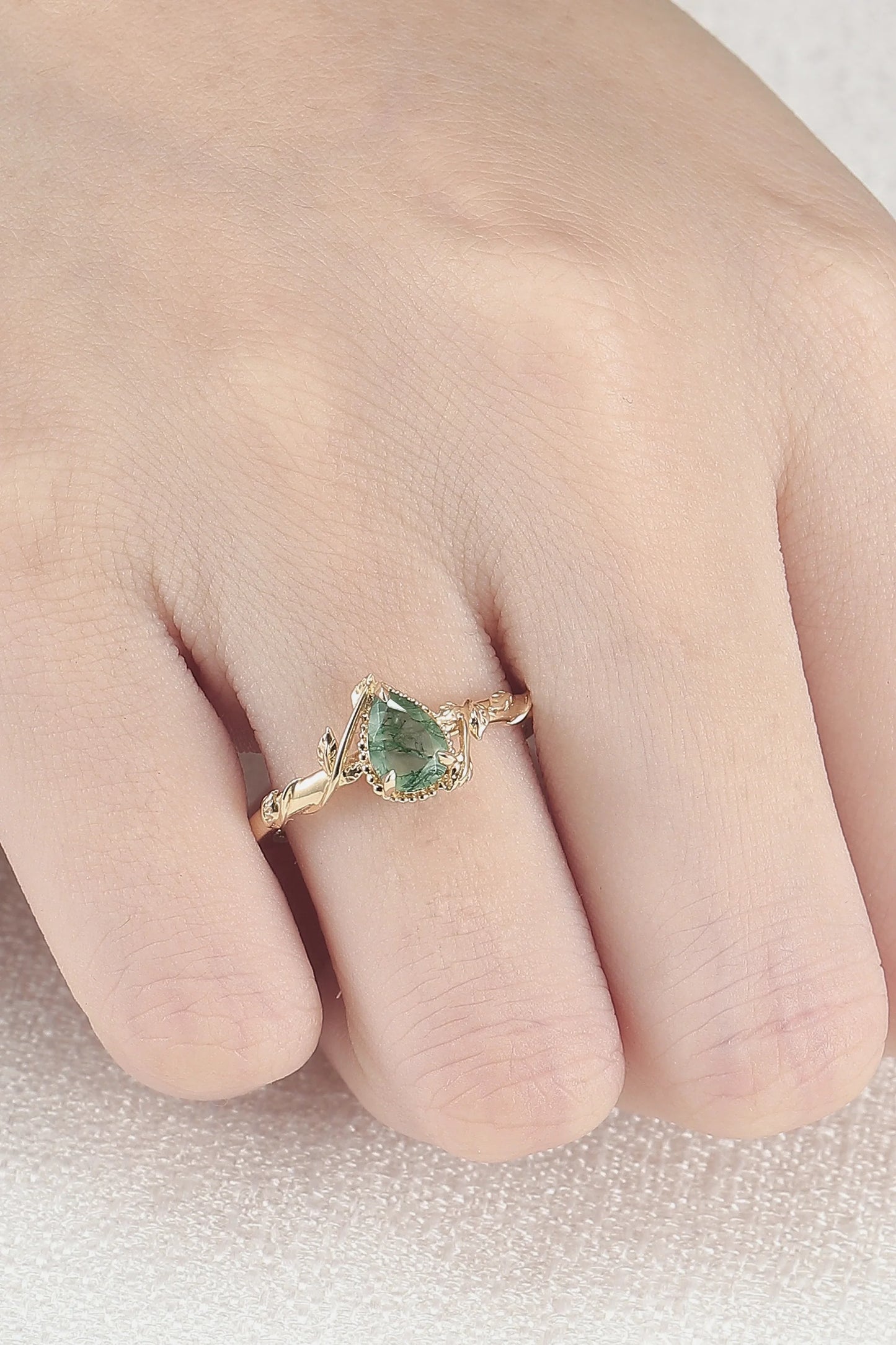 Nature Pear Shaped Moss Agate Leafy Gemstone Ring