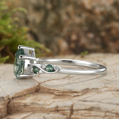 Nature Pear Shaped Moss Agate Vine Gemstone Ring