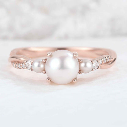 Nature Round Pearl Twisted Gemstone Ring