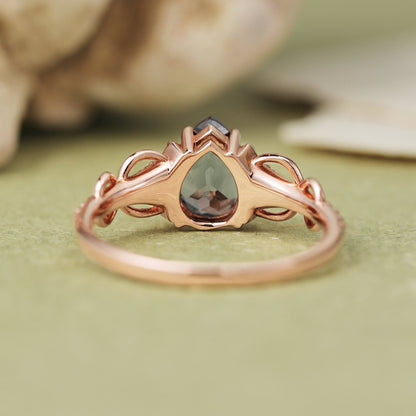 Princess Mononoke Pear Cut Alexandrite Twist Gemstone Ring