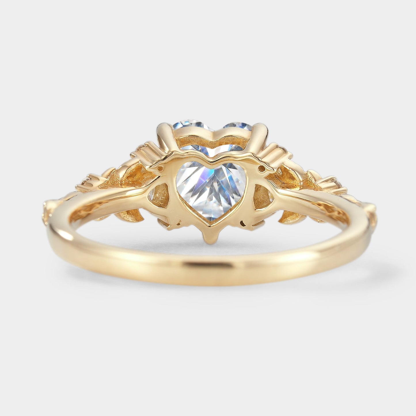 Unique Design Heart Cut Moissanite Leaf Engagement Ring