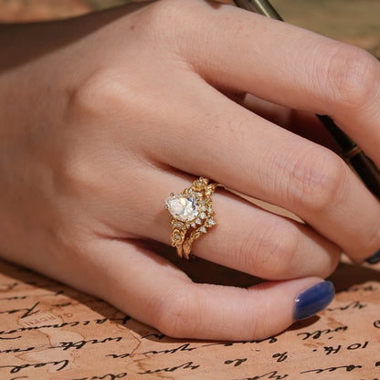 Pear Cut Moissanite Moon And Flower Inspired Bridal Ring Set