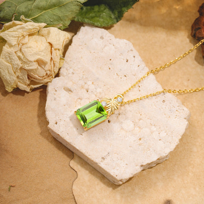Sparkling Emerald Cut Peridot Pendant Necklace - Leaf Motif Gift for Her