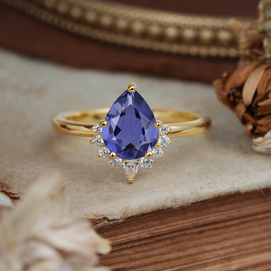 Pear Cut Vintage Tanzanite Engagement Ring Cluster Ring for Women