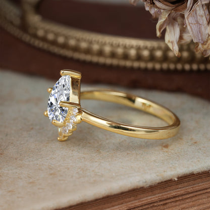 Pear Cut Vintage Lab Diamond Engagement Ring Cluster Ring for Women
