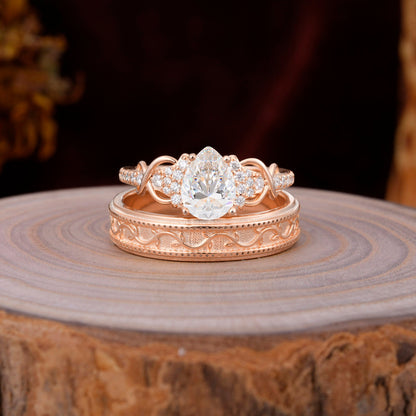 Luxurious Vintage 4-Prong Pear-Cut Moissanite Engagement Couple Rings